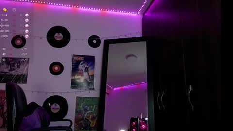 Christina online show from February 4, 2025, 11:27 pm