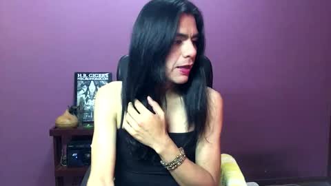 Snapshot of cristinadickclit chatting on December 14, 2025, 3:12 am Cristina Dick Clit online show from December 14, 2025, 3:12 am