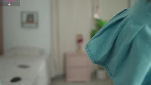 ....... online show from November 10, 2025, 10:25 am