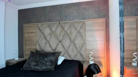 CristineRain online show from May 21, 2026, 3:57 am
