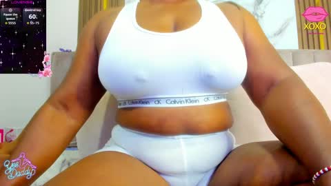 Snapshot of cristinsexy_ chatting on April 4, 2026, 10:35 am Cristina online show from April 4, 2026, 10:35 am