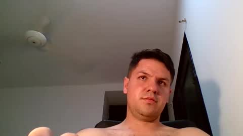 Snapshot of cristopher3042 chatting on March 31, 2026, 4:02 am cristopher3042 online show from March 31, 2026, 4:02 am