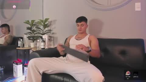 Cristopher online show from July 8, 2026, 1:04 pm