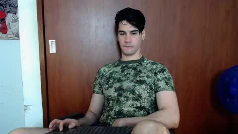 Snapshot of cristopher_vega182 chatting on November 25, 2025, 9:48 pm cristopher online show from November 25, 2025, 9:48 pm