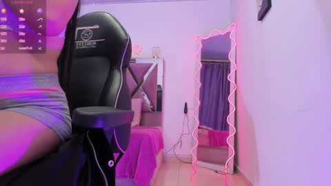 cristy_tay online show from May 21, 2026, 11:50 am
