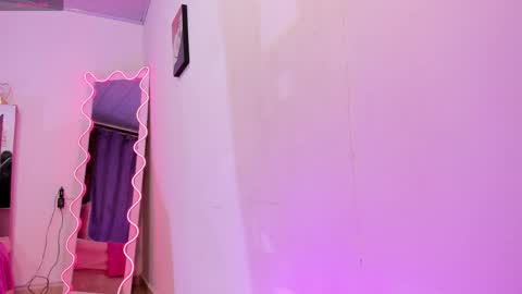 cristy_tay online show from May 23, 2026, 11:47 am