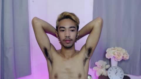 crocodale online show from November 18, 2025, 9:36 am