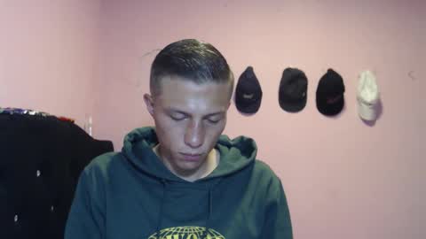 Snapshot of cronos_hot_888 chatting on February 27, 2026, 6:35 am cronos_hot_888 online show from February 27, 2026, 6:35 am