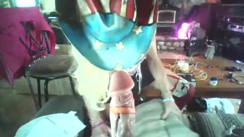 Snapshot of crossdrsr1 chatting on November 11, 2025, 7:14 pm crossdrsr1 online show from November 11, 2025, 7:14 pm