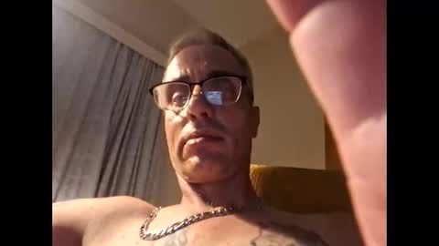 Crucut online show from December 8, 2024, 11:19 pm