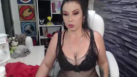 Snapshot of cruela_deviil chatting on February 24, 2026, 10:19 pm cruela_deviil online show from February 24, 2026, 10:19 pm