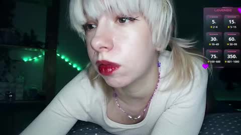 Snapshot of cruellagoth chatting on February 10, 2025, 3:21 pm Cruella online show from February 10, 2025, 3:21 pm