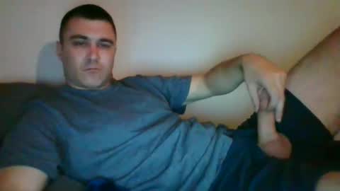 Snapshot of crush380 chatting on December 15, 2024, 1:24 am Crush380 online show from December 15, 2024, 1:24 am