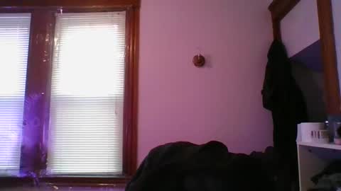 Snapshot of crush380 chatting on December 29, 2024, 3:03 pm Crush380 online show from December 29, 2024, 3:03 pm