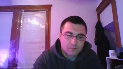 Snapshot of crush380 chatting on January 6, 2025, 9:32 pm Crush380 online show from January 6, 2025, 9:32 pm