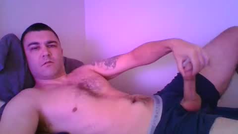 Snapshot of crush380 chatting on February 1, 2025, 2:24 pm Crush380 online show from February 1, 2025, 2:24 pm