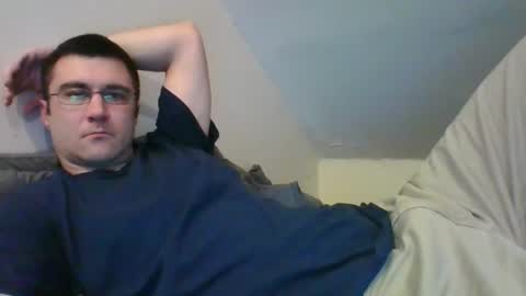 Snapshot of crush380 chatting on March 4, 2025, 6:50 pm Crush380 online show from March 4, 2025, 6:50 pm