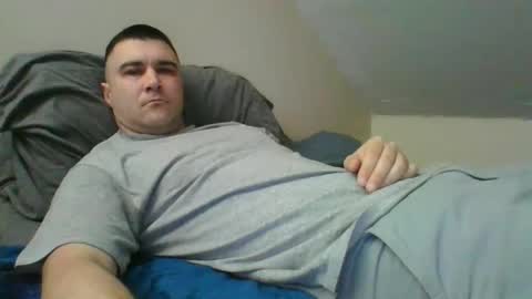 Snapshot of crush380 chatting on March 9, 2025, 4:11 pm Crush380 online show from March 9, 2025, 4:11 pm