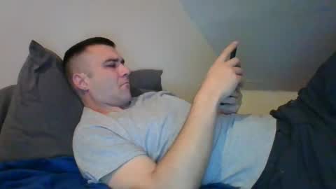 Snapshot of crush380 chatting on March 11, 2025, 1:48 am Crush380 online show from March 11, 2025, 1:48 am