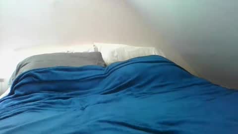 Snapshot of crush380 chatting on December 18, 2025, 5:41 pm Crush380 online show from December 18, 2025, 5:41 pm