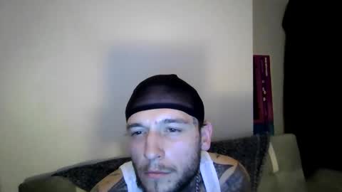 Snapshot of cruz815 chatting on December 22, 2025, 12:07 am cruz815 online show from December 22, 2025, 12:07 am