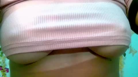 crysrus online show from May 15, 2026, 2:07 am