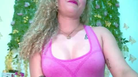 crysrus online show from May 17, 2026, 1:14 am