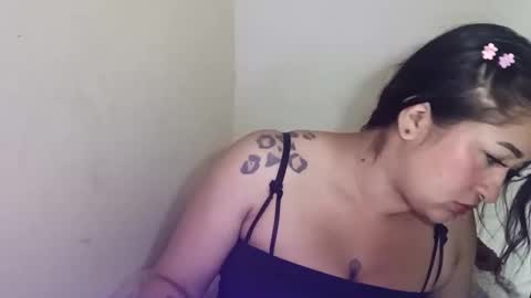 Snapshot of crystal_669 chatting on November 5, 2025, 3:28 am carol online show from November 5, 2025, 3:28 am