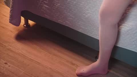 Snapshot of crystal_gilton chatting on December 21, 2025, 7:10 pm crystal_gilton online show from December 21, 2025, 7:10 pm