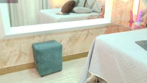 Snapshot of crystal_gilton chatting on January 12, 2026, 7:08 pm crystal_gilton online show from January 12, 2026, 7:08 pm