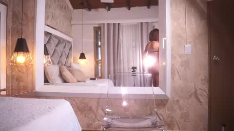 Snapshot of crystal_gilton chatting on February 13, 2026, 7:21 pm crystal_gilton online show from February 13, 2026, 7:21 pm