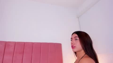 Snapshot of crystal_hartx chatting on February 27, 2026, 6:46 am Crystal online show from February 27, 2026, 6:46 am