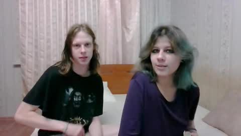 Snapshot of crystal_porn_love chatting on December 9, 2024, 8:44 pm Crystal and Marcl online show from December 9, 2024, 8:44 pm