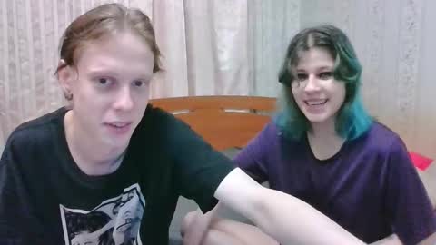 Snapshot of crystal_porn_love chatting on December 20, 2024, 9:39 pm Crystal and Marcl online show from December 20, 2024, 9:39 pm