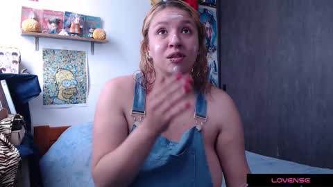 Snapshot of crystal_shadow chatting on November 30, 2025, 2:10 pm Crystal shadow online show from November 30, 2025, 2:10 pm