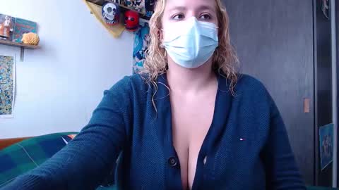 Snapshot of crystal_shadow chatting on February 8, 2026, 3:37 pm Crystal shadow online show from February 8, 2026, 3:37 pm