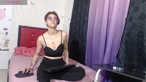 Crystal Blaze online show from January 11, 2025, 8:54 pm