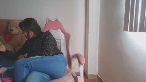 Crystal Blaze online show from October 29, 2025, 1:24 pm