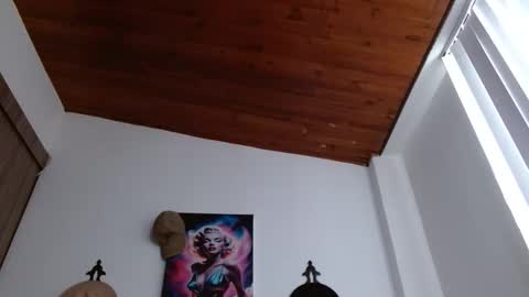 Crystal Blaze online show from February 15, 2026, 11:52 am