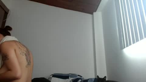 Snapshot of crystal_starx chatting on July 6, 2026, 6:10 pm Crystal Blaze online show from July 6, 2026, 6:10 pm
