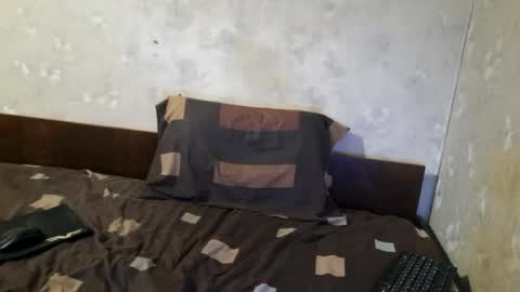 Snapshot of crystal_vibe chatting on March 12, 2026, 11:33 pm Crystallax online show from March 12, 2026, 11:33 pm