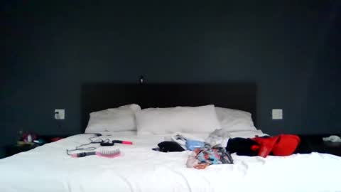 Snapshot of crystalbarbie214 chatting on November 17, 2025, 12:49 am crystalbarbie214 online show from November 17, 2025, 12:49 am