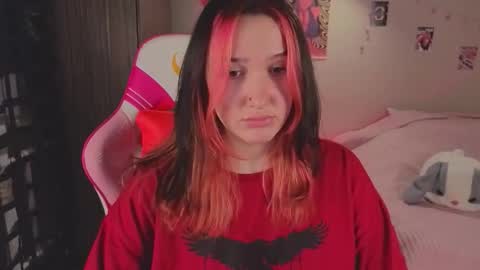 Snapshot of crystalblaze_ chatting on November 8, 2025, 9:02 pm Grace online show from November 8, 2025, 9:02 pm