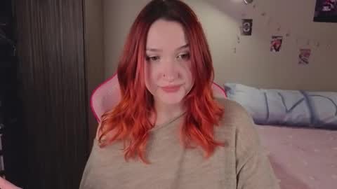 Snapshot of crystalblaze_ chatting on December 3, 2025, 9:35 pm Grace online show from December 3, 2025, 9:35 pm