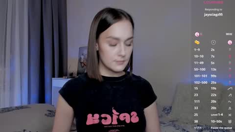 Snapshot of crystalcandies chatting on December 29, 2024, 7:22 pm Arina online show from December 29, 2024, 7:22 pm