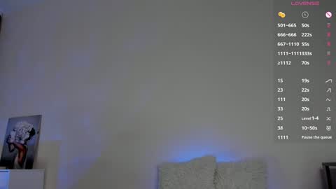 Snapshot of crystalcandies chatting on January 10, 2025, 7:32 pm Arina online show from January 10, 2025, 7:32 pm