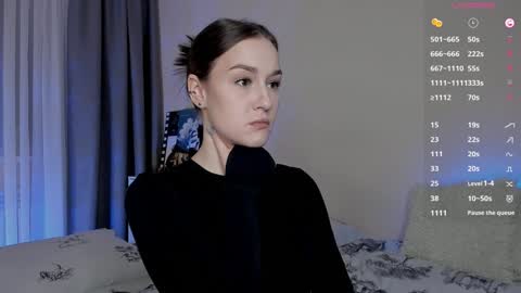 Snapshot of crystalcandies chatting on January 27, 2025, 7:35 pm Arina online show from January 27, 2025, 7:35 pm