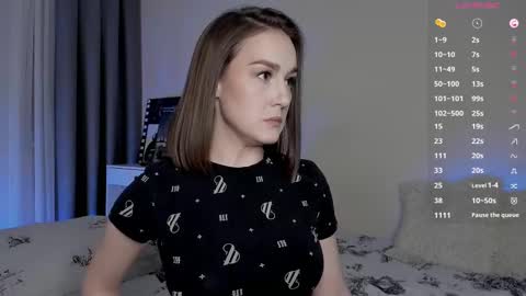 Snapshot of crystalcandies chatting on February 23, 2025, 7:28 pm Arina online show from February 23, 2025, 7:28 pm