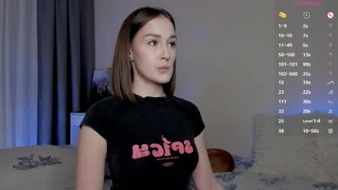 Snapshot of crystalcandies chatting on November 23, 2025, 2:17 pm Arina online show from November 23, 2025, 2:17 pm