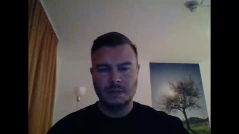 Snapshot of crystalcgn chatting on October 7, 2025, 9:56 pm crystalcgn online show from October 7, 2025, 9:56 pm